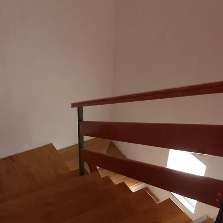Erien Apartment *